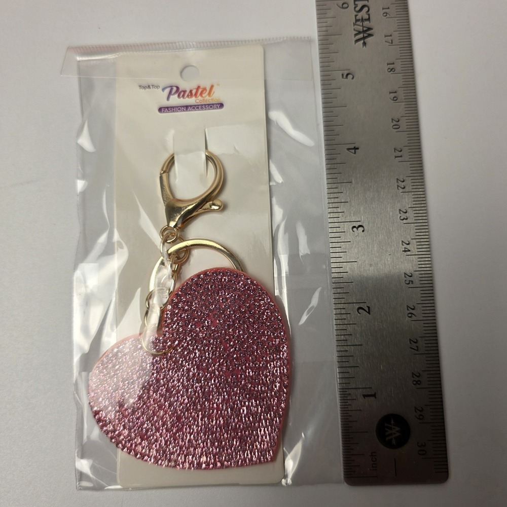 4 Heart Charms For Purses or Charms for Keys Pink #0468 - Picture 3 of 6